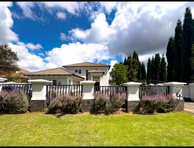 4 BEDROOM PROPERTY TO RENT IN MIDSTREAM ESTATE